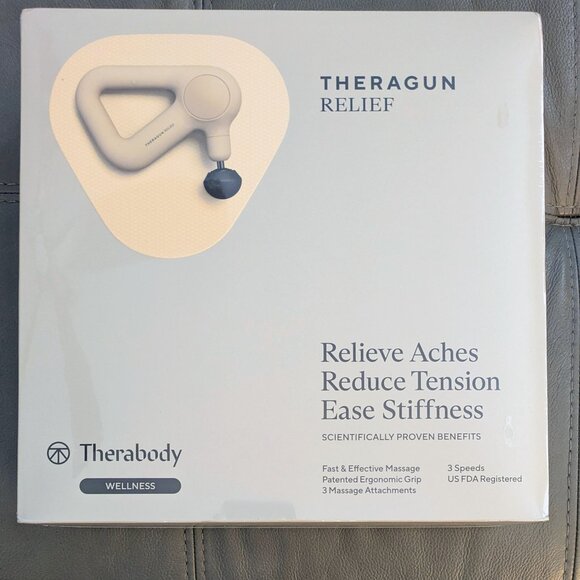 Therabody Percussive Therapy Device Cream - Picture 2 of 5